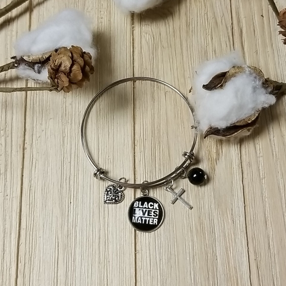Speak your voice-Black Lives Matter Bracelet - Picture 4 of 5